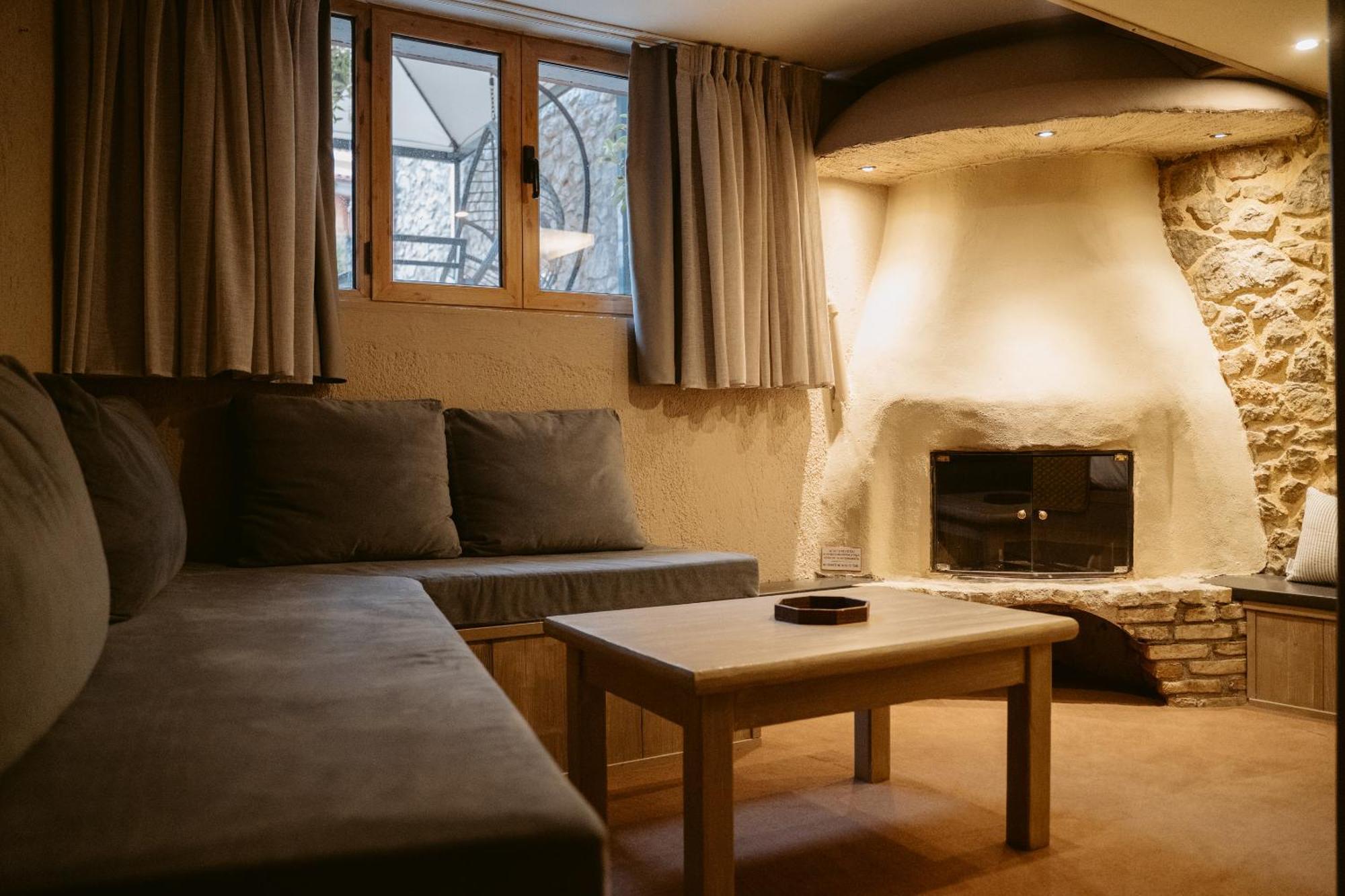 Afanos Guesthouse Αράχωβα Δωμάτιο φωτογραφία